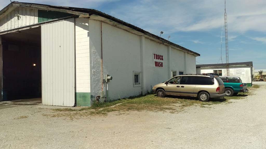 J & R Shelton Truck Wash | 3750 W 700 N, Edinburgh, IN 46124, USA | Phone: (812) 526-5373