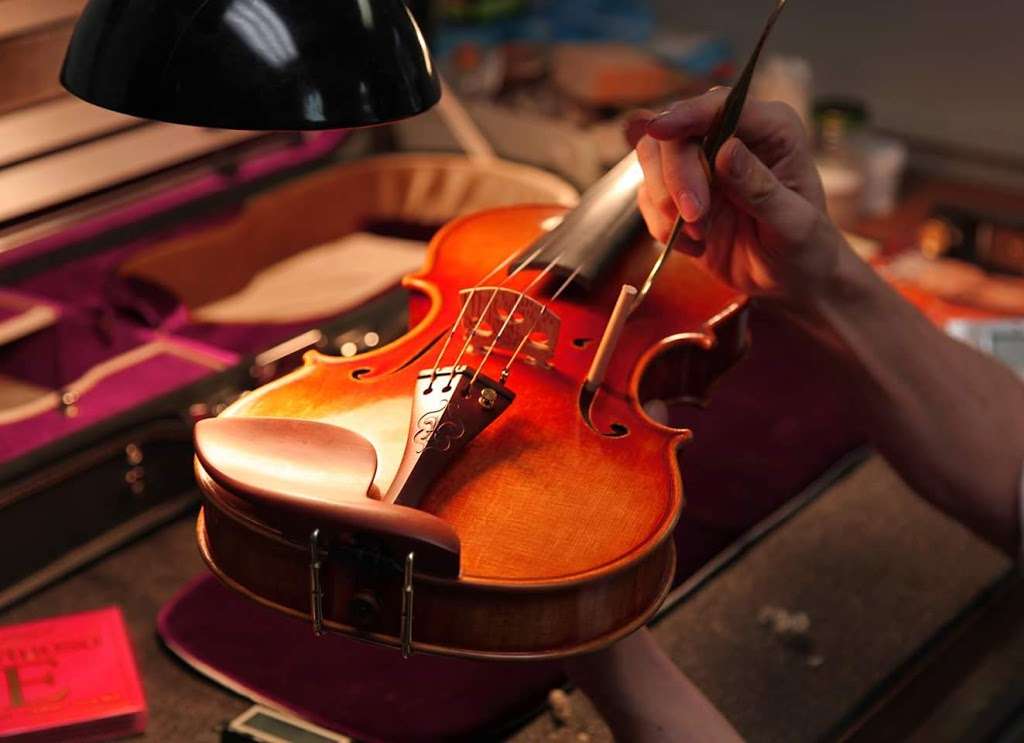 Lisle Violin Shop - Katy | 1575 West Grand Parkway South #400, Katy, TX 77494, USA | Phone: (281) 396-4848