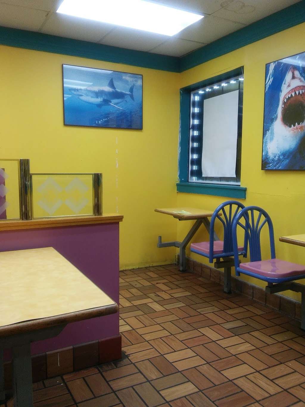 Sharks Fish & Chicken | 3740 W 5th Ave, Gary, IN 46406, USA | Phone: (219) 977-4455