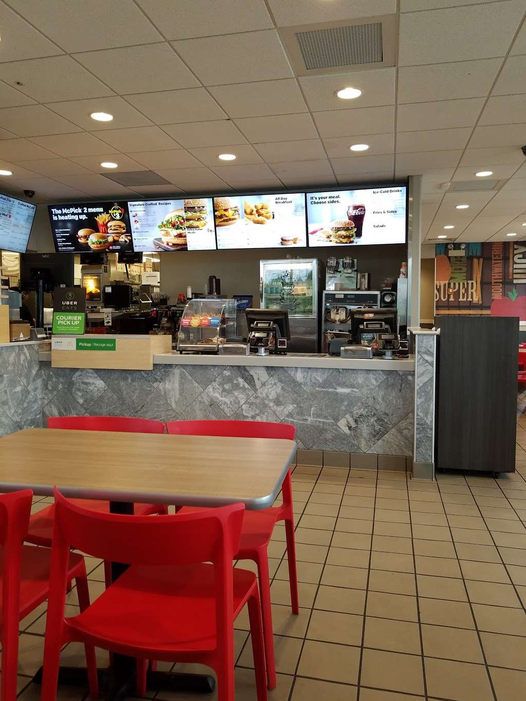 McDonalds | 30388 N, Skokie Hwy, Lake Bluff, IL 60044, USA | Phone: (847) 937-9920