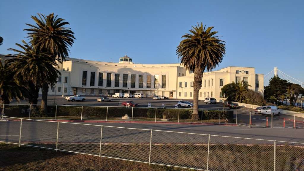 Great Lawn | Avenue of the Palms, San Francisco, CA 94130, USA | Phone: (415) 274-0688