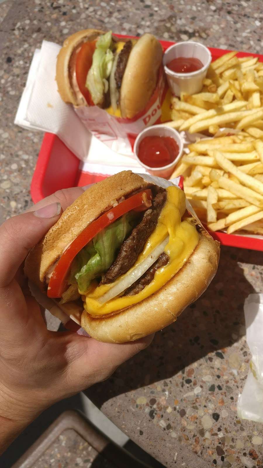 In-N-Out Burger | 28368 Sand Canyon Rd, Santa Clarita, CA 91351 | Phone: (800) 786-1000