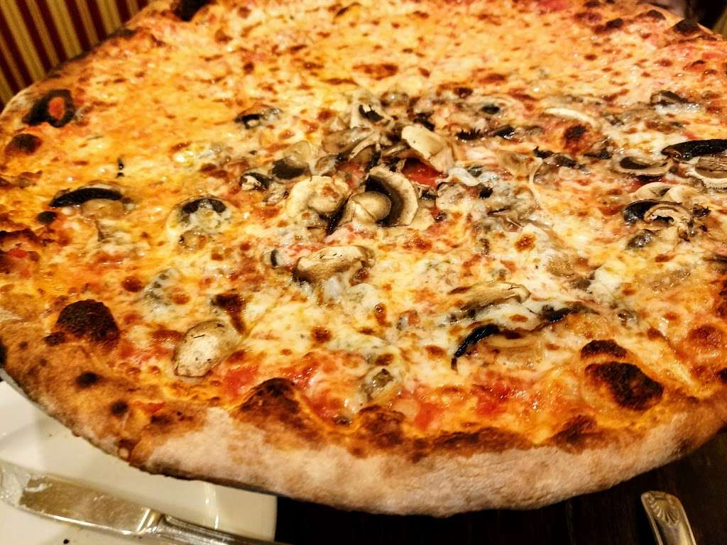 Patsys Pizzeria Queens | 21-64 Utopia Pkwy, Whitestone, NY 11357, USA | Phone: (718) 224-0200