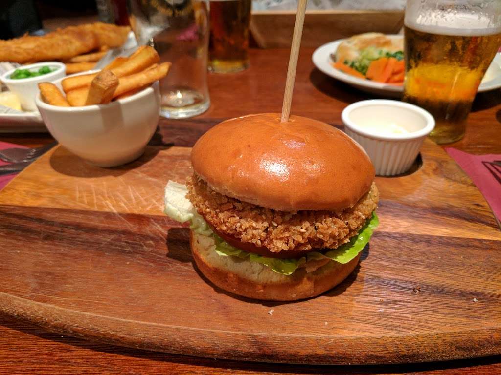 The Angel | 101 Bermondsey Wall E, London SE16 4NB, UK | Phone: 020 7394 3214