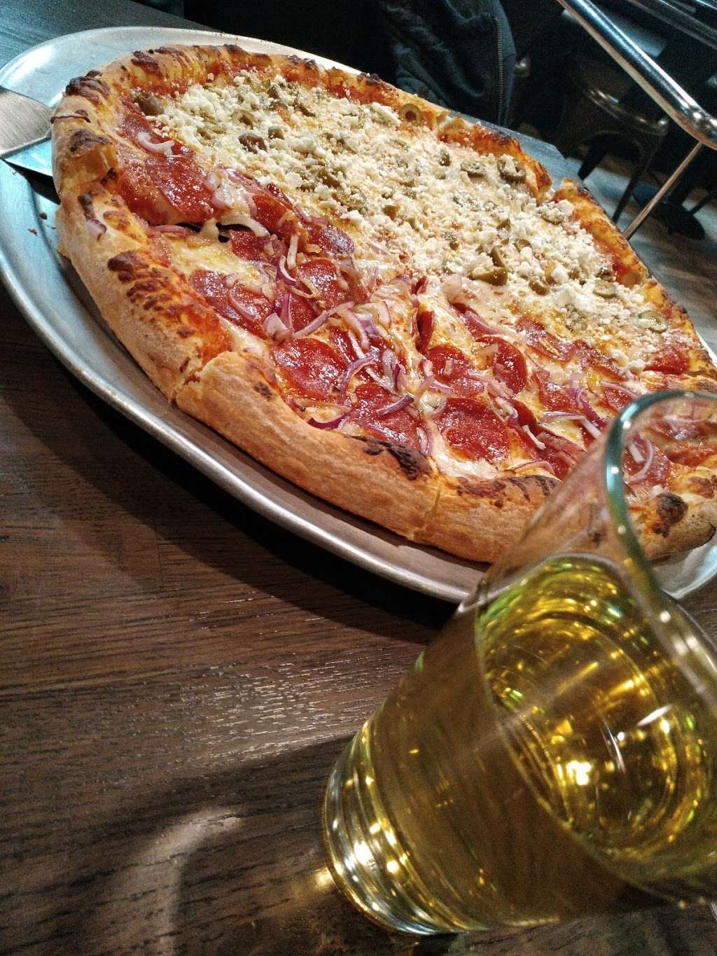 212 Pizza Co. | 848 N Ridge Rd, Castle Rock, CO 80104, USA | Phone: (303) 688-9800