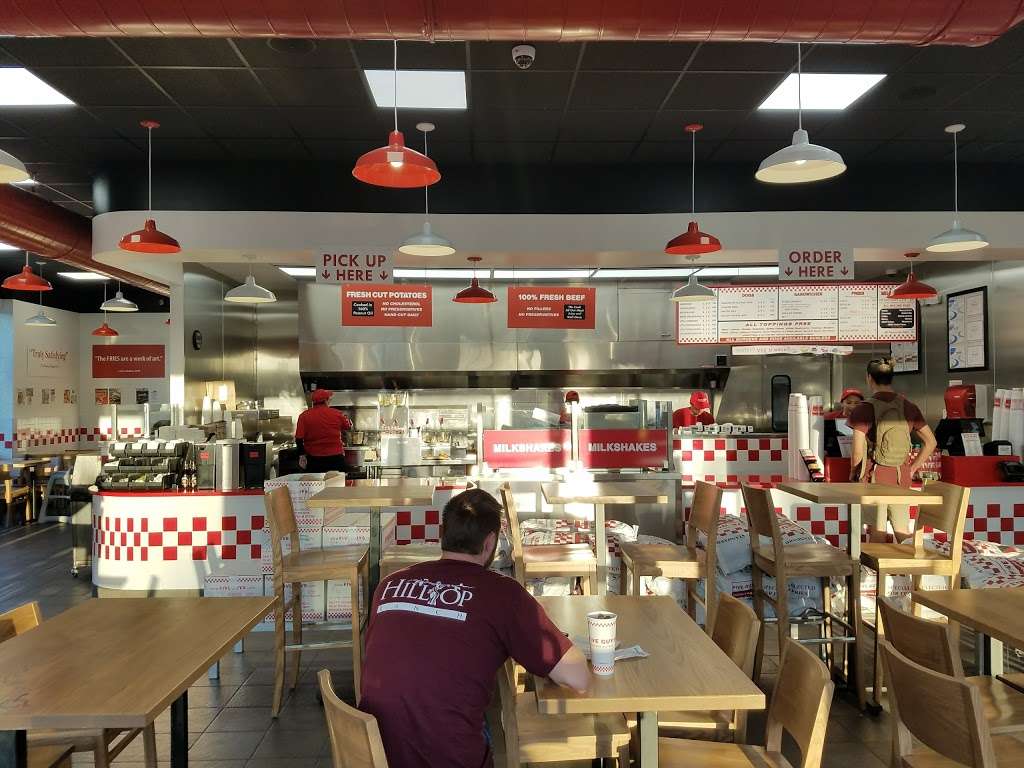 Five Guys | 390 N Citrus Ave, Azusa, CA 91702, USA | Phone: (626) 208-8001