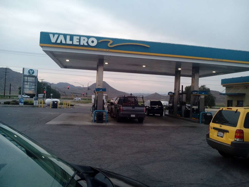 Lakeview Valero | 19560 Lakeview Ave E, Nuevo, CA 92567, USA | Phone: (951) 928-9788