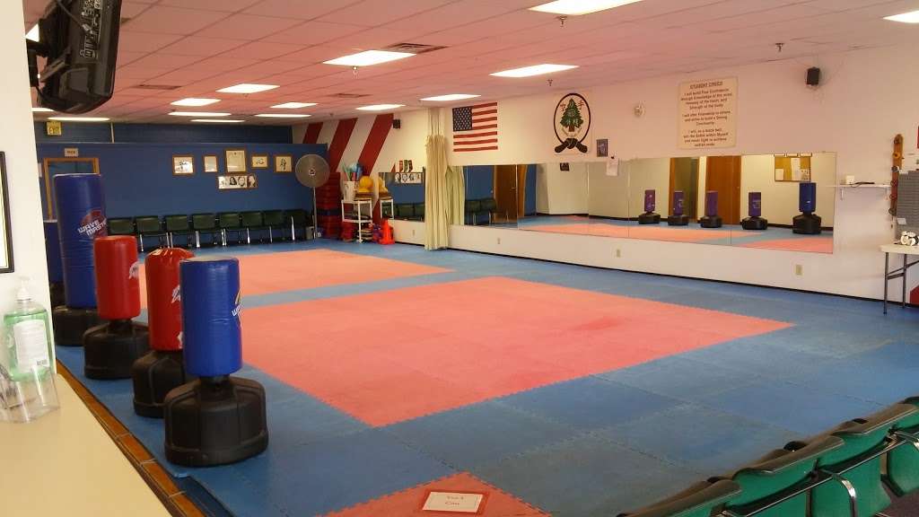 Baileys Family Karate | 9423 E Washington St, Indianapolis, IN 46229 | Phone: (317) 898-4444