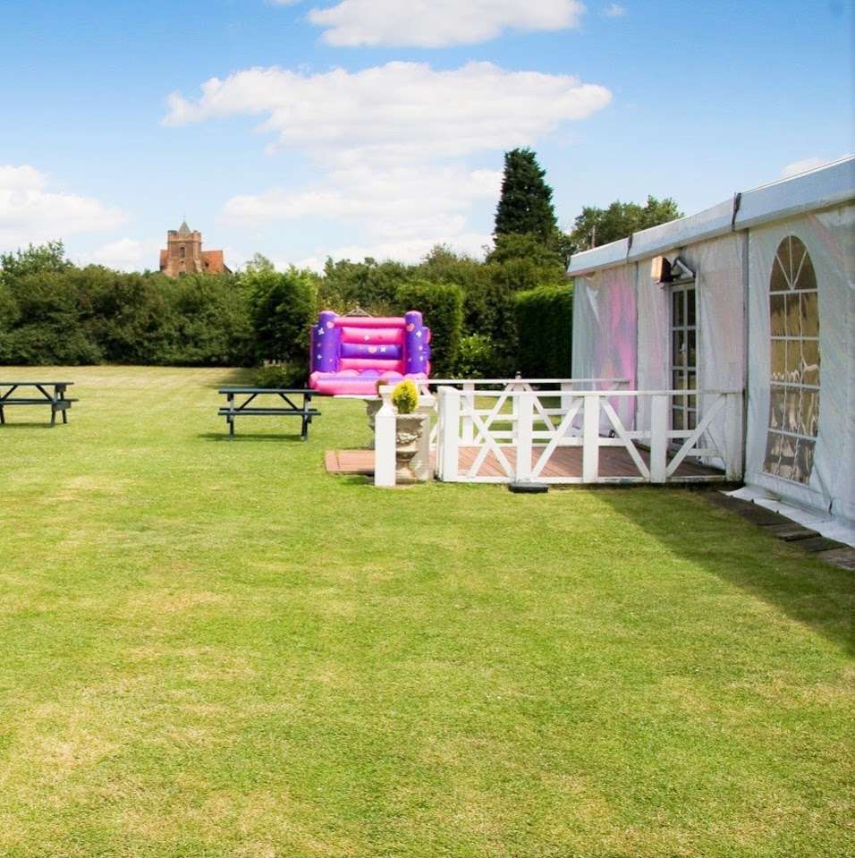 The Halfway House | West Horndon, Brentwood CM13 3LL, UK | Phone: 01277 811235