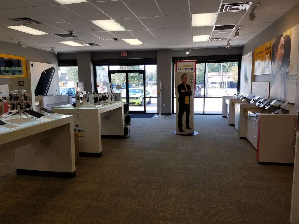 Sprint Store | 1106 Silber Rd Ste G, Houston, TX 77055, USA | Phone: (713) 932-0599