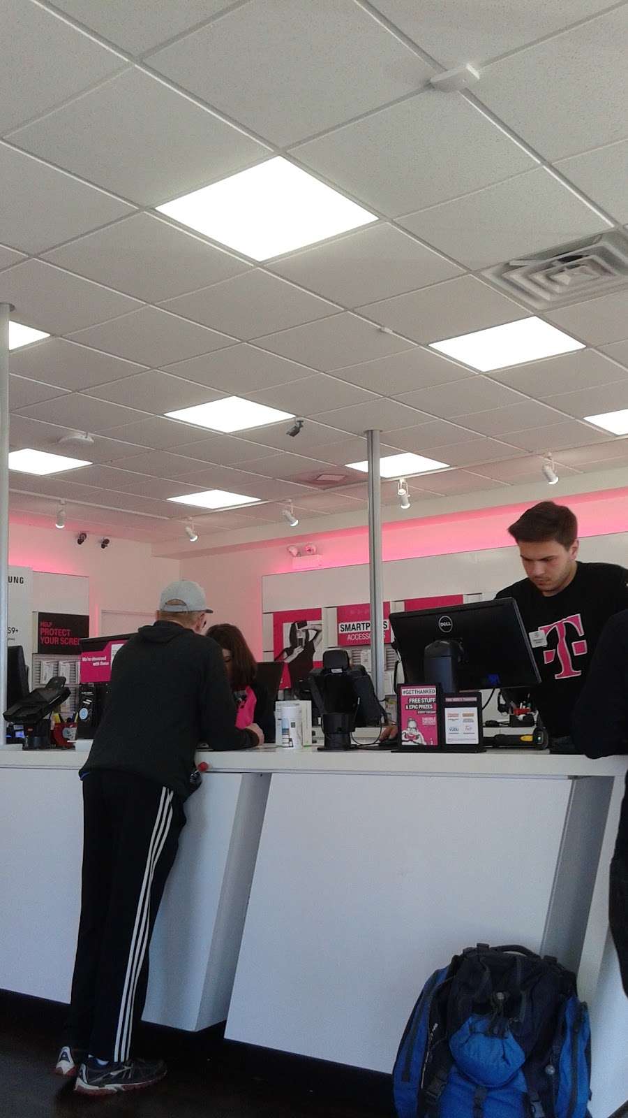 T-Mobile | 8350 W Lawrence Ave, Norridge, IL 60706 | Phone: (708) 395-5360