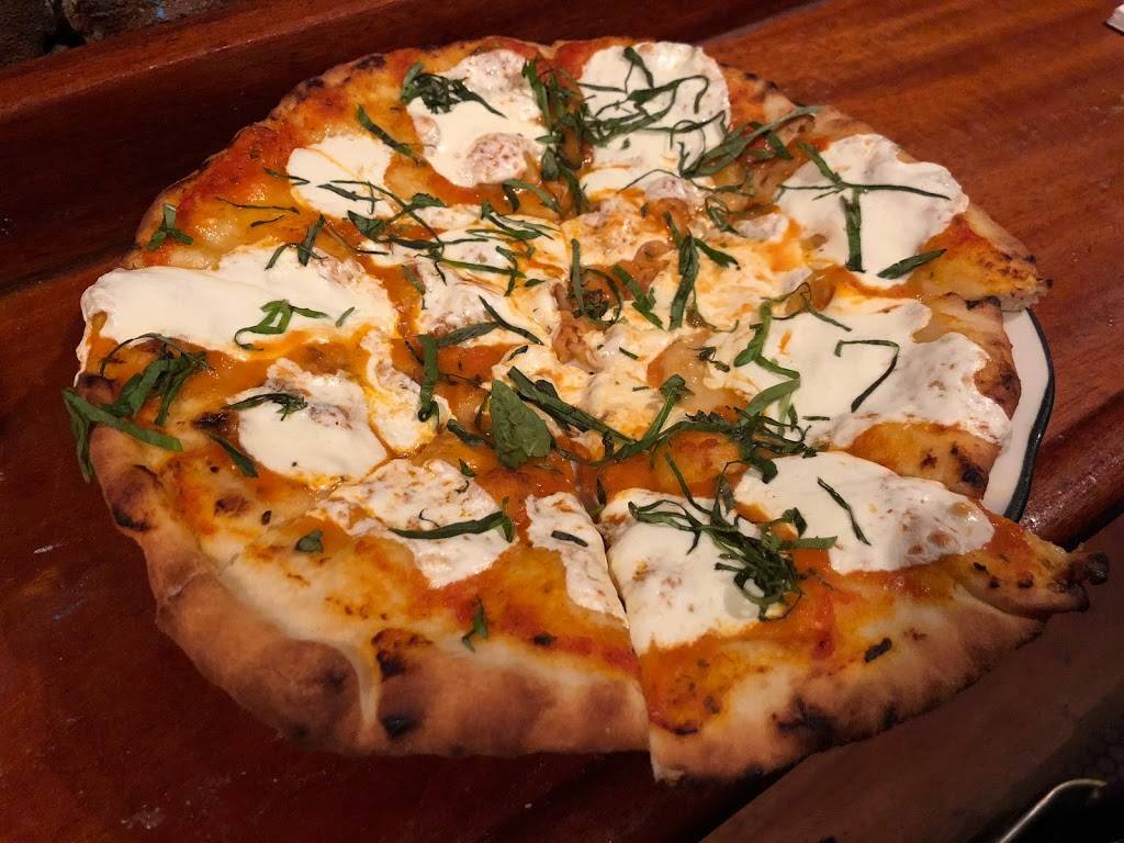 Corner Tavern | 421 Marlborough St, Boston, MA 02115, USA | Phone: (617) 262-5555