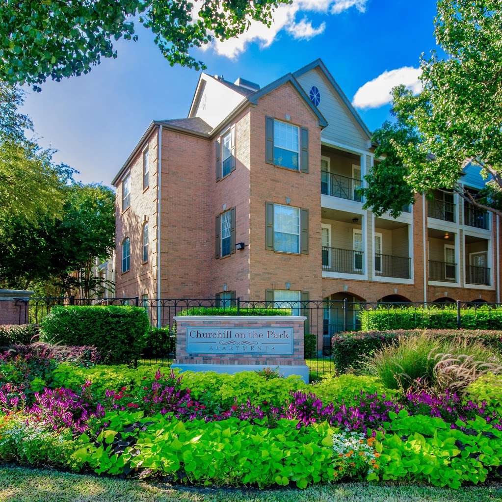 Churchill on the Park Apartments | 7601 Churchill Way, Dallas, TX 75251, USA | Phone: (972) 385-7880