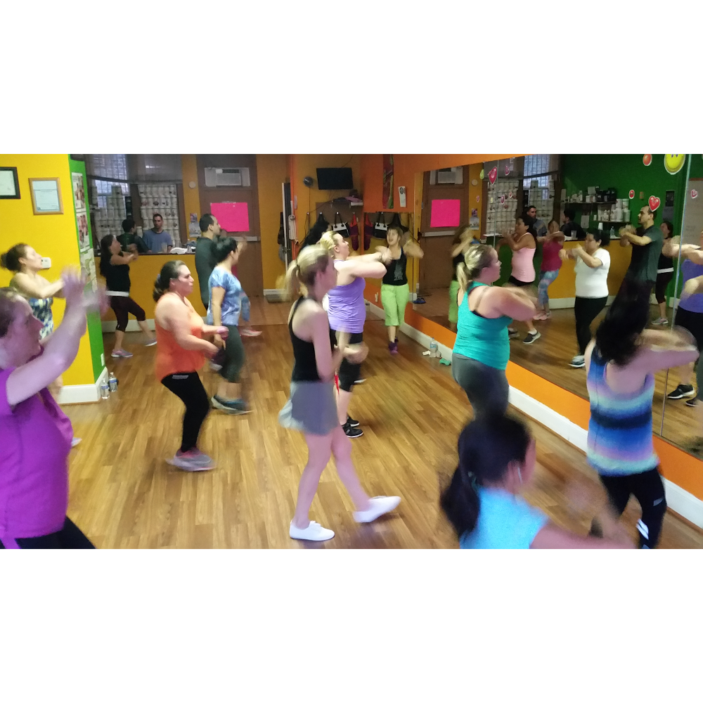 Nutri-Fitness Zumba Studio | 6104 W Addison St, Chicago, IL 60634, USA | Phone: (773) 960-4942