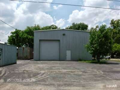Bayou City Lupita Real Estate | 8101 Cypresswood Dr, Spring, TX 77379, USA | Phone: (832) 888-3409