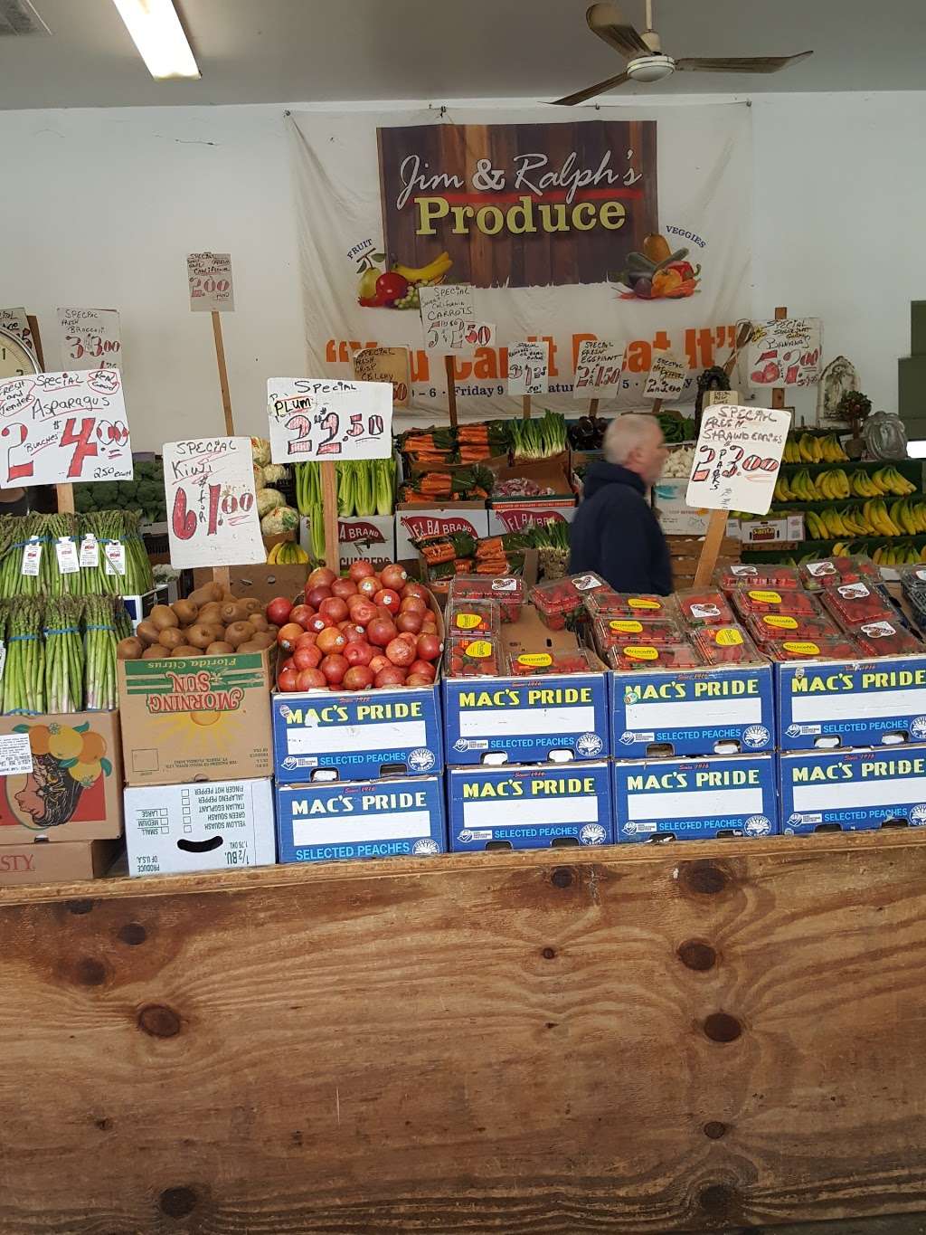 Jim & Ralphs Produce | 3941 Ridge Pike, Collegeville, PA 19426 | Phone: (610) 489-4822