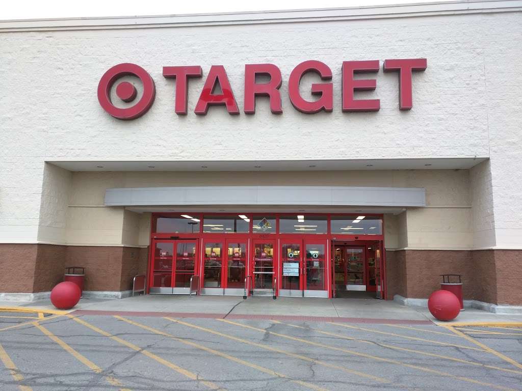 Target | 8420 N Madison Ave, Kansas City, MO 64155, USA | Phone: (816) 436-8711