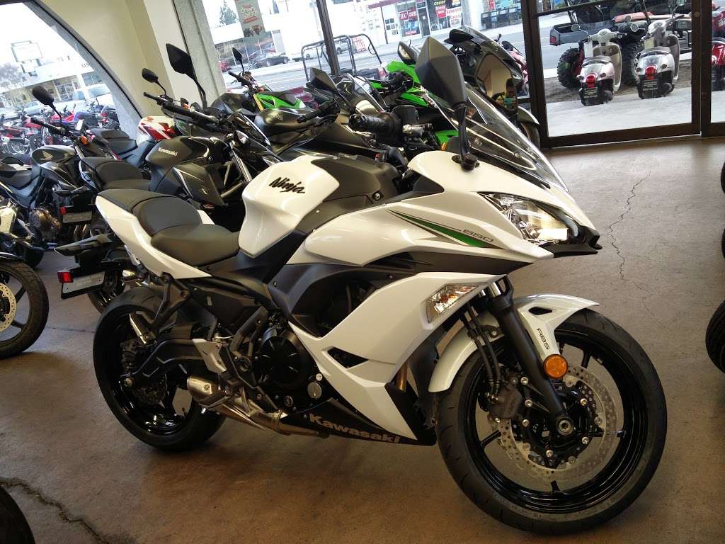 Moto United - LA - Yamaha Honda Kawasaki KTM | 14043 Whittier Blvd, Whittier, CA 90605 | Phone: (562) 945-3494