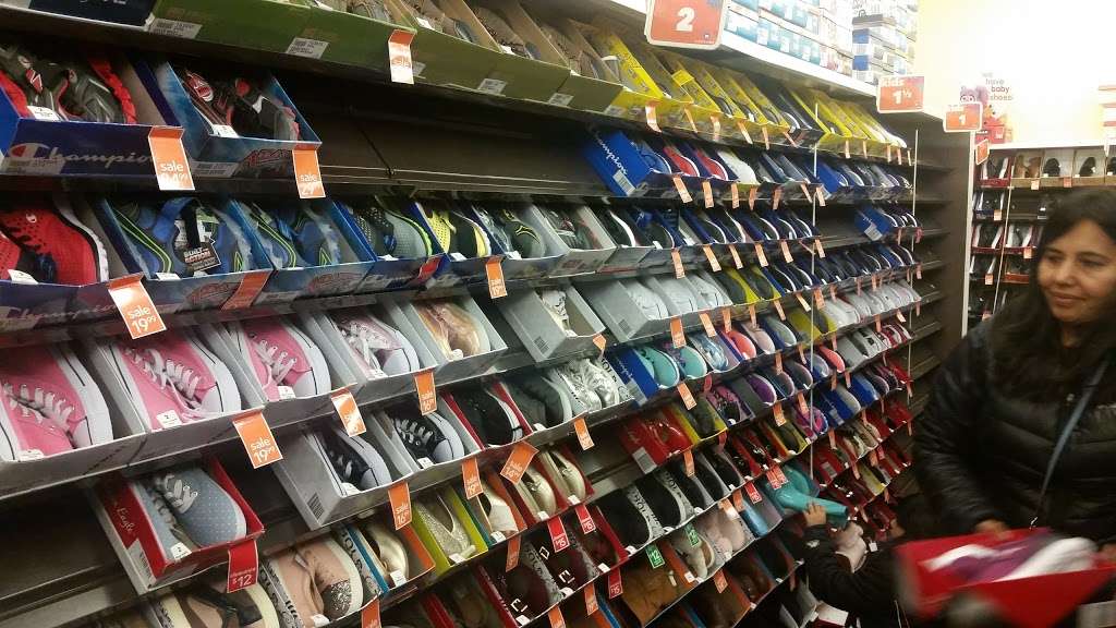 Payless ShoeSource | 361 Main St, Belleville, NJ 07109, USA | Phone: (973) 751-3763