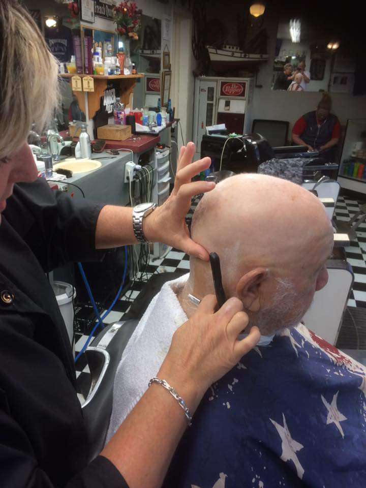 Beachcomber barber shop - hair care  | Photo 5 of 9 | Address: Bacliff, TX 77518, USA | Phone: (832) 425-2125