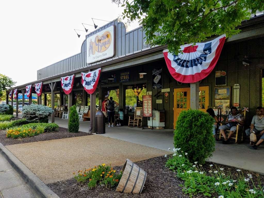 Cracker Barrel Old Country Store | 5200 Southpoint Pkwy, Fredericksburg, VA 22407, USA | Phone: (540) 891-7622