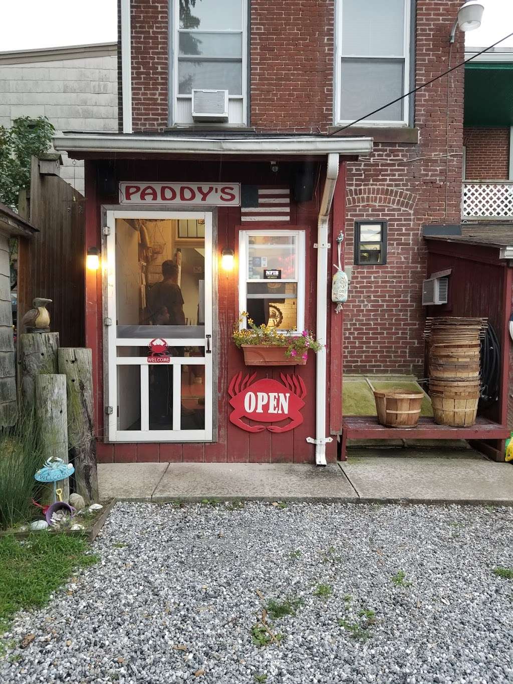 Paddys Seafood | 29 E Main St #1, Dallastown, PA 17313, USA | Phone: (717) 246-5753