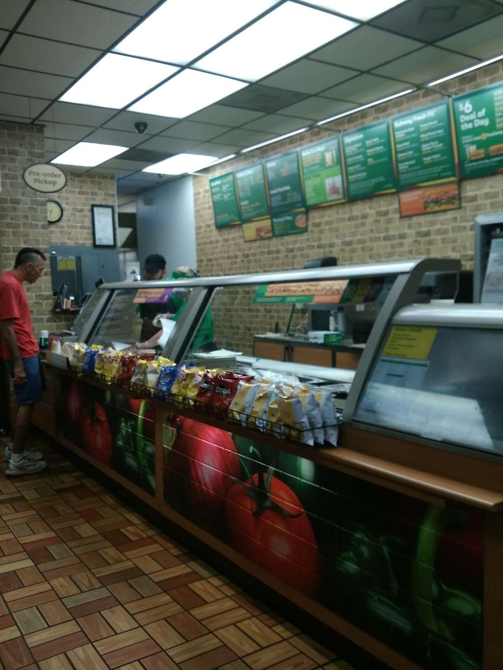 Subway | 2927 E Southcross, San Antonio, TX 78223, USA | Phone: (210) 531-0320