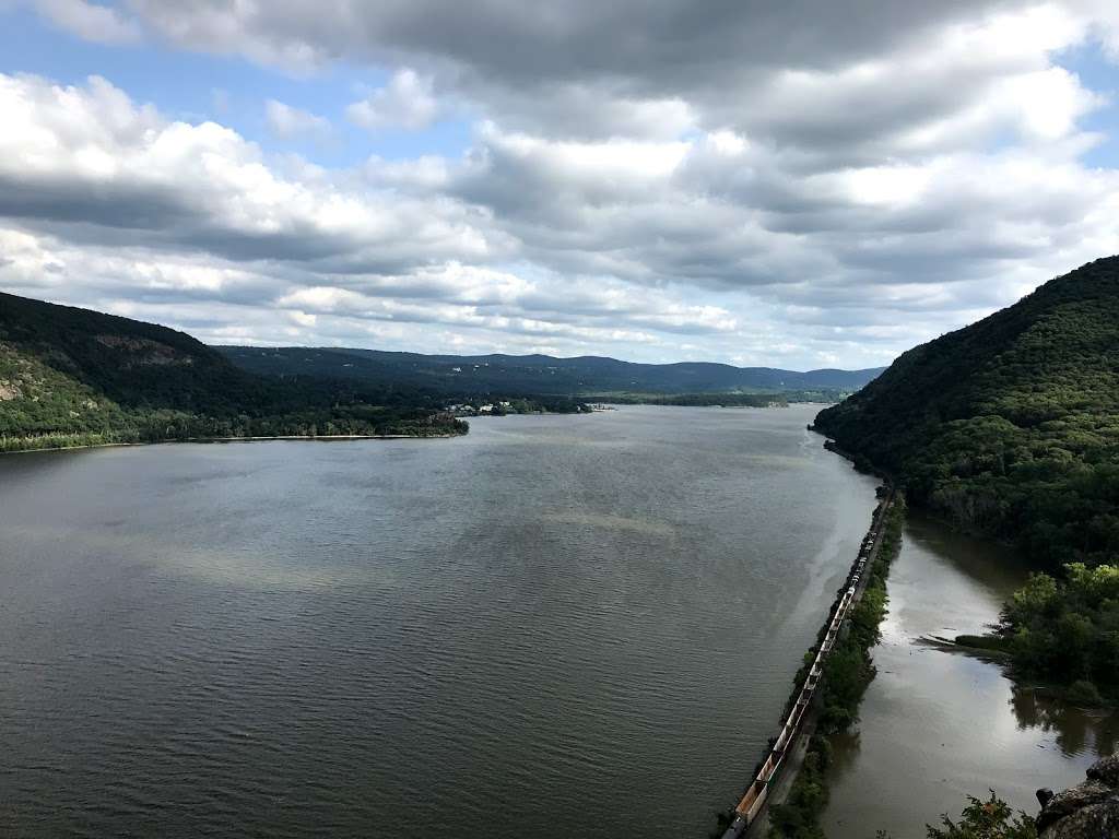 Scenic Overlook | Cornwall-On-Hudson, NY 12520, USA