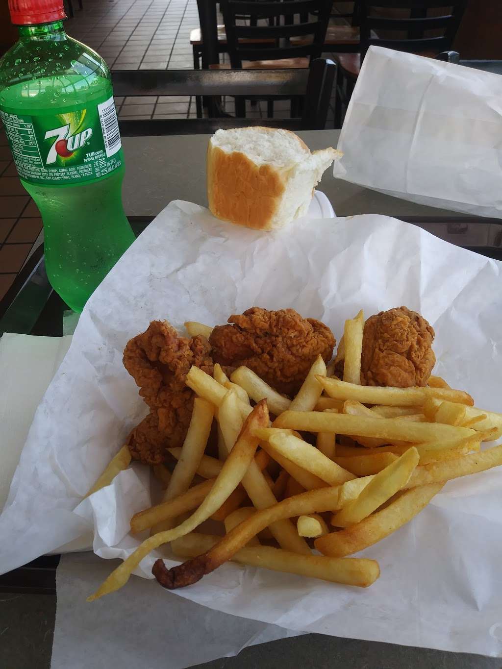 Louisiana Fried Chicken & Chinese Food | 1950 Rosecrans Ave, Compton, CA 90220 | Phone: (310) 638-2288