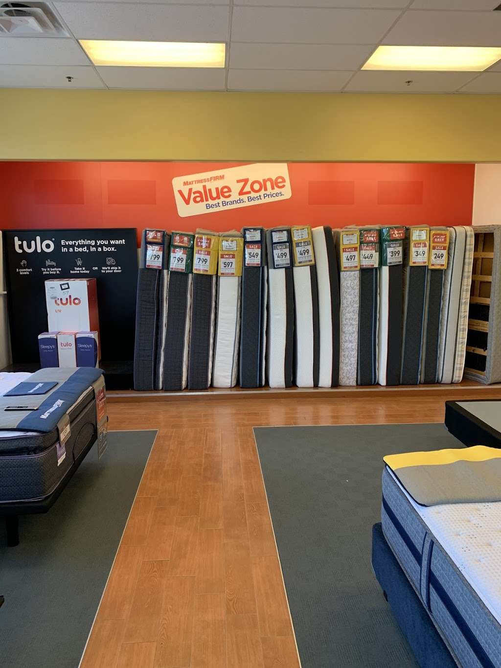 Mattress Firm Arrowhead Towne Center | 7708 W Bell Rd Ste 101A, Glendale, AZ 85308, USA | Phone: (623) 878-2438