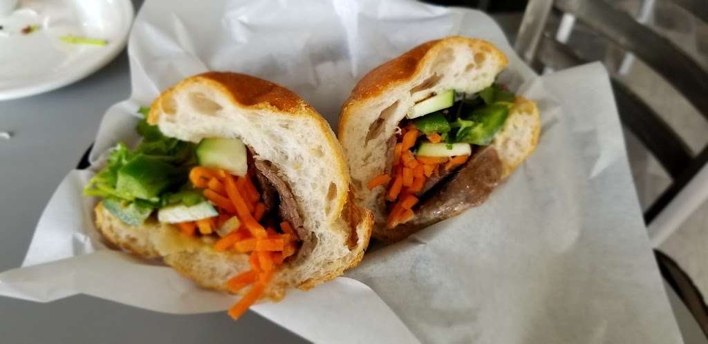 Retro Cafe | Vietnamese Restaurant | Sandwiches | 27200 US-290 Suite #120, Cypress, TX 77433, USA | Phone: (281) 304-2474