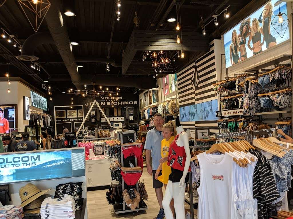 Volcom Disney Springs | Lake Buena Vista, FL 32830 | Phone: (407) 560-8239