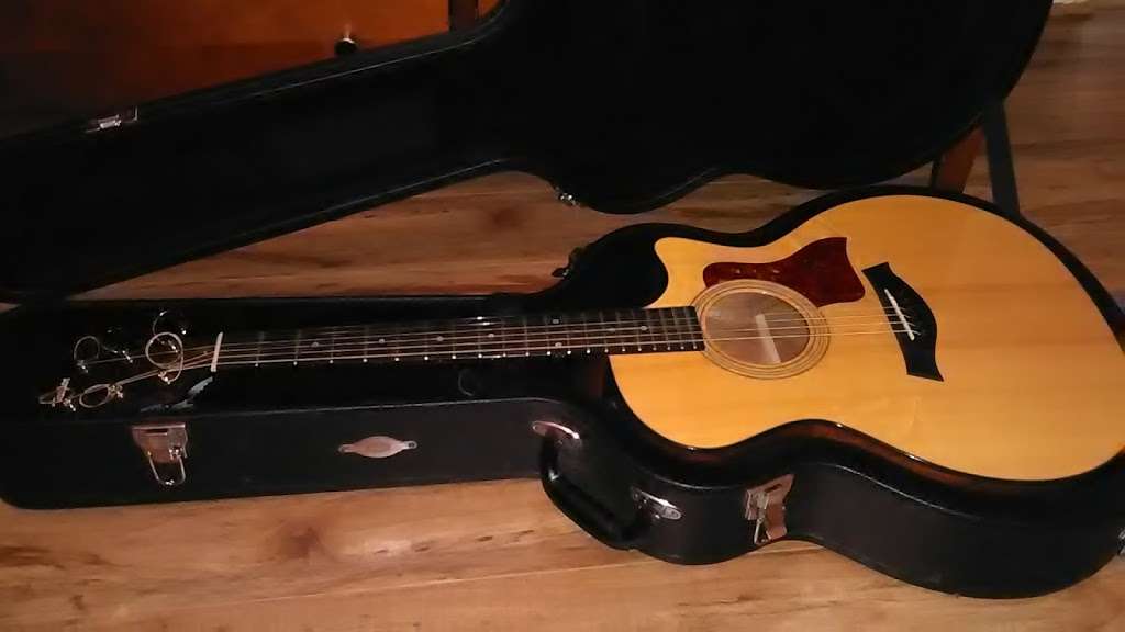 Palm Beach Bath & Tennis | 5451 Grande Palm Cir, Delray Beach, FL 33484, USA | Phone: (561) 637-1905