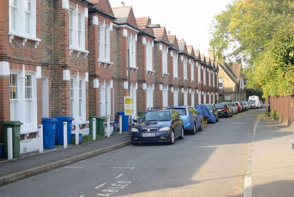Park Motor Garage | 84A Dulwich Village, London SE21 7AJ, UK | Phone: 020 8693 1224