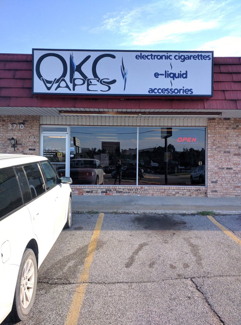 OKC Vapes - Oklahoma City | 3710 NW 50th St, Oklahoma City, OK 73112, USA | Phone: (405) 605-1990