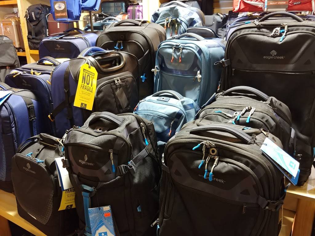 Luggage Shop of Lubbock | 4505 98th St, Lubbock, TX 79424, USA | Phone: (806) 794-7711