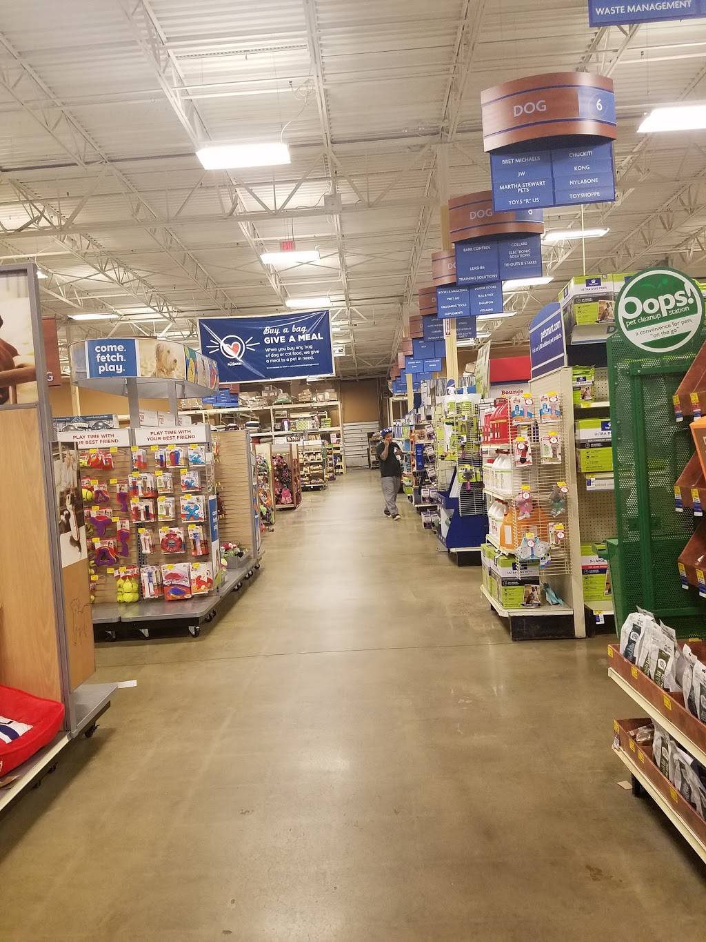 PetSmart | 1720 N Pointe Dr, Durham, NC 27705, USA | Phone: (919) 471-6474