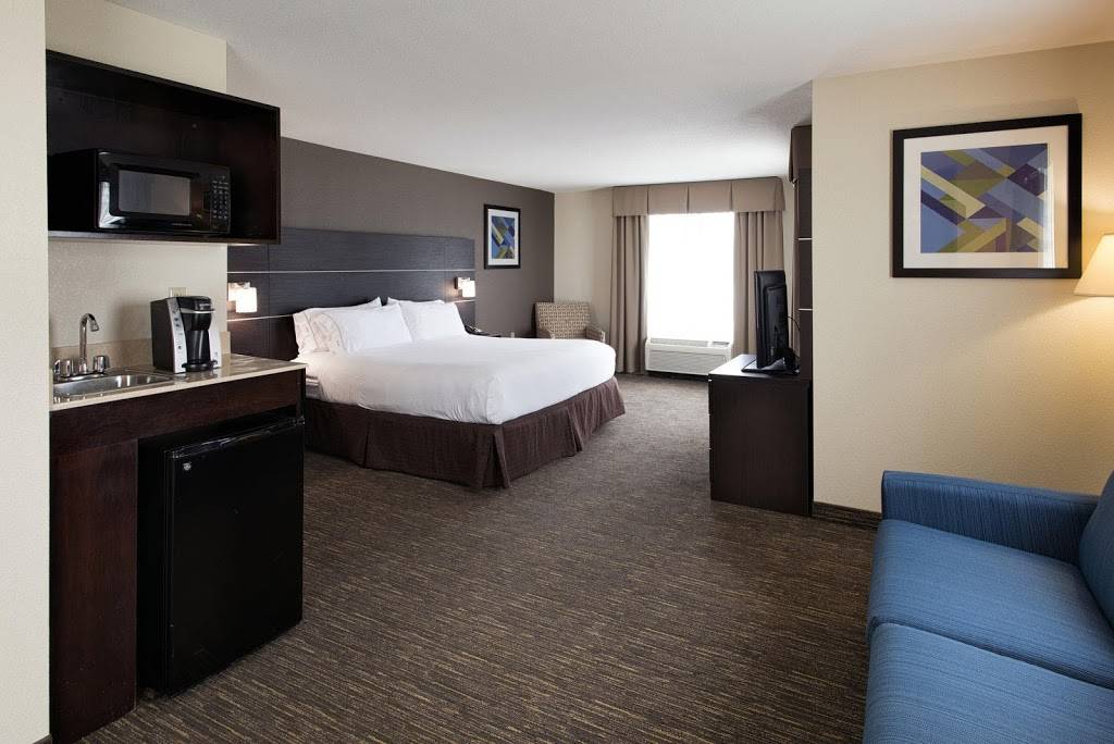 Holiday Inn Express & Suites East Wichita I-35 Andover | 600 S Allen St, Andover, KS 67002, USA | Phone: (316) 733-8833