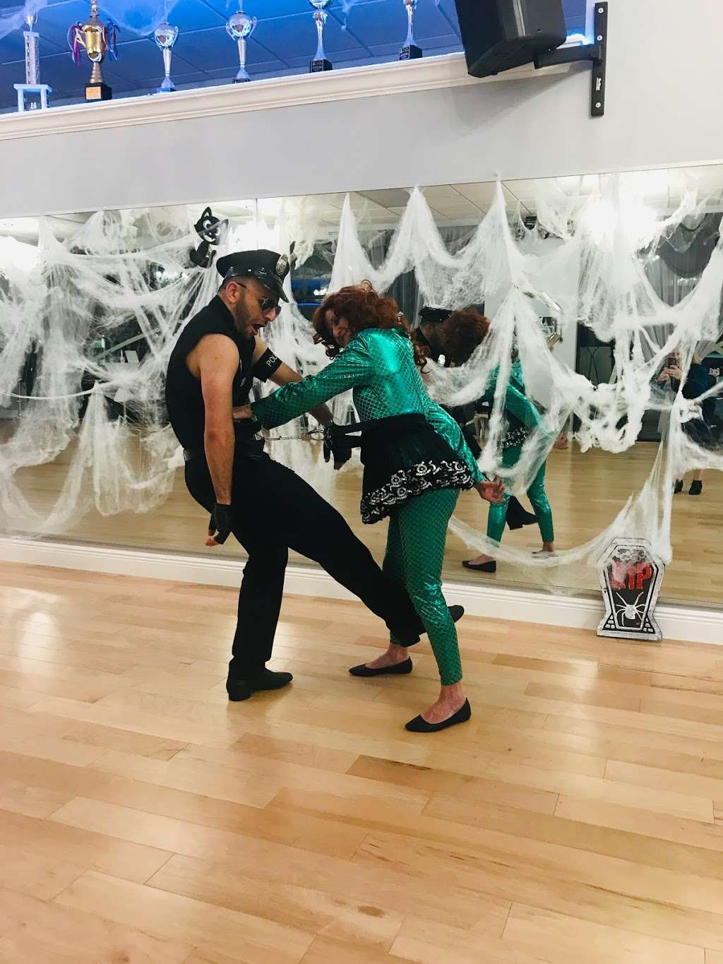 La Imperial Dance Lake Mary Ballroom Dance Studio | 242 Wheelhouse Lane suite 1240, Lake Mary, FL 32746, USA | Phone: (407) 549-2612