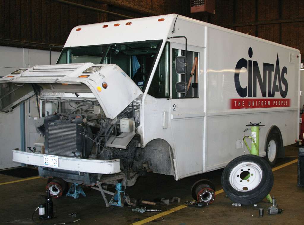 Alamo City Truck Service, Inc. | 3410 E Houston St, San Antonio, TX 78219, USA | Phone: (210) 225-5507