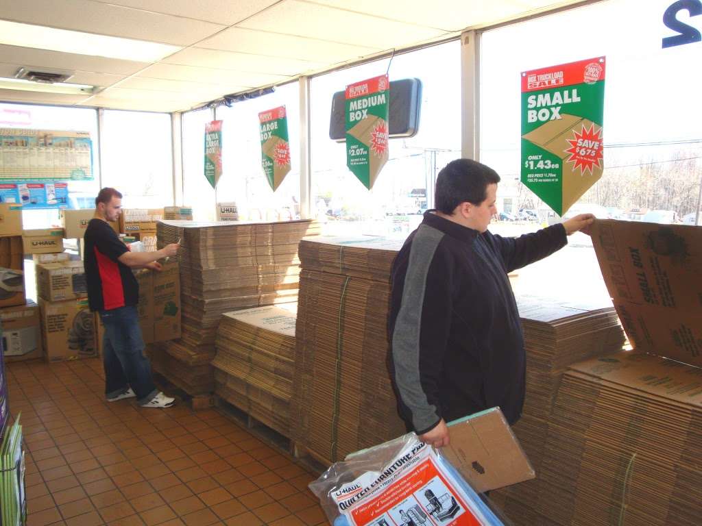 U-Haul of Langhorne | 662 E Lincoln Hwy, Langhorne, PA 19047, USA | Phone: (215) 752-8880