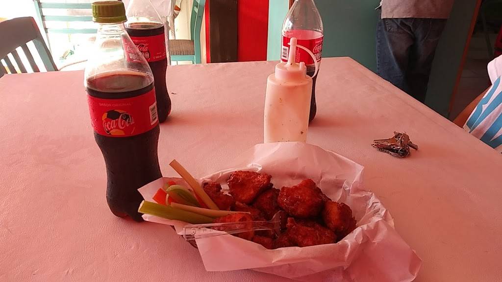 La Reserva Wings | Sirenas 113, El Progreso, 88000 Nuevo Laredo, Tamps., Mexico | Phone: 867 254 1371