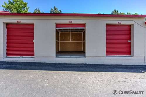 CubeSmart Self Storage | 5921 Wilkinson Blvd, Belmont, NC 28012, USA | Phone: (704) 825-3600