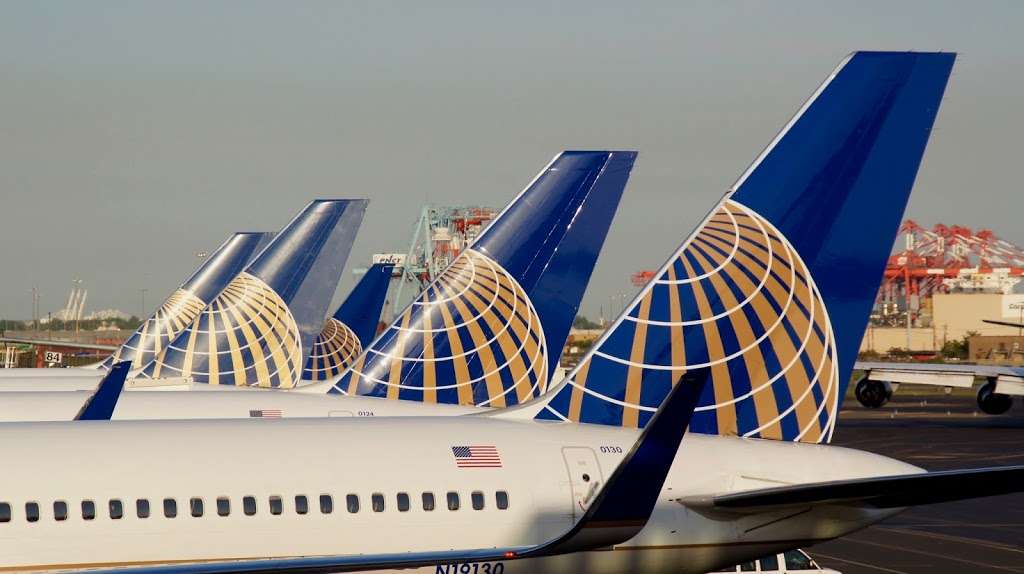 Newark Liberty International Airport economy parking P6 | 112 Brewster Rd, Newark, NJ 07114, USA