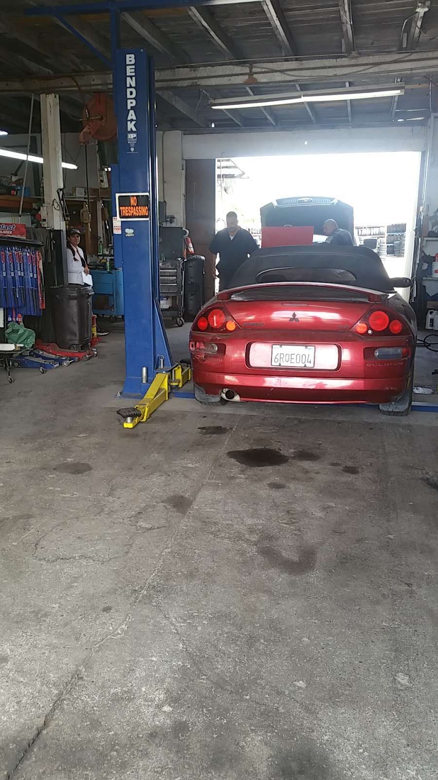 Solis Auto Repair | 13718 Old 215 Frontage Rd, Moreno Valley, CA 92553, USA | Phone: (951) 210-2222