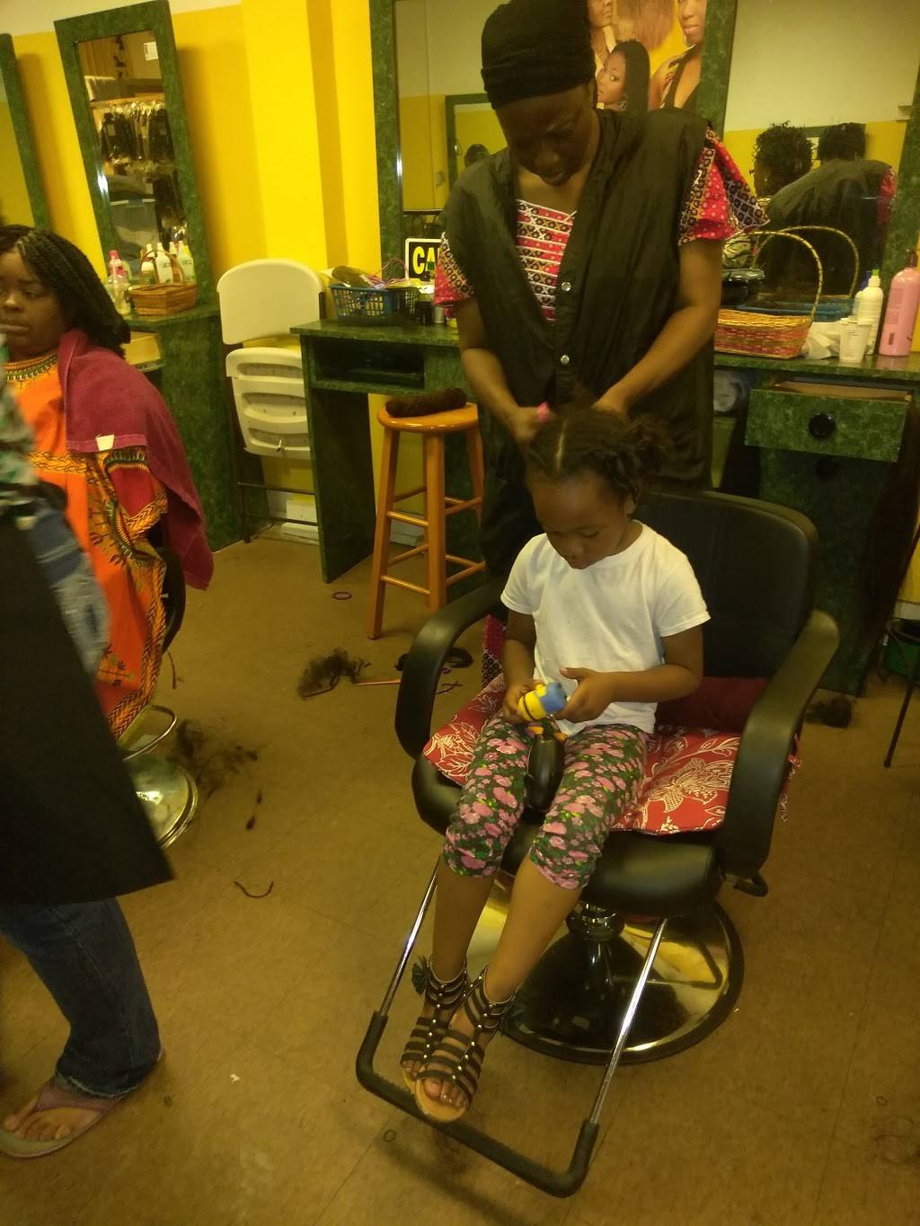 First African Hair Braiding | 1316 Madison Ave, Memphis, TN 38104, USA | Phone: (901) 276-0011