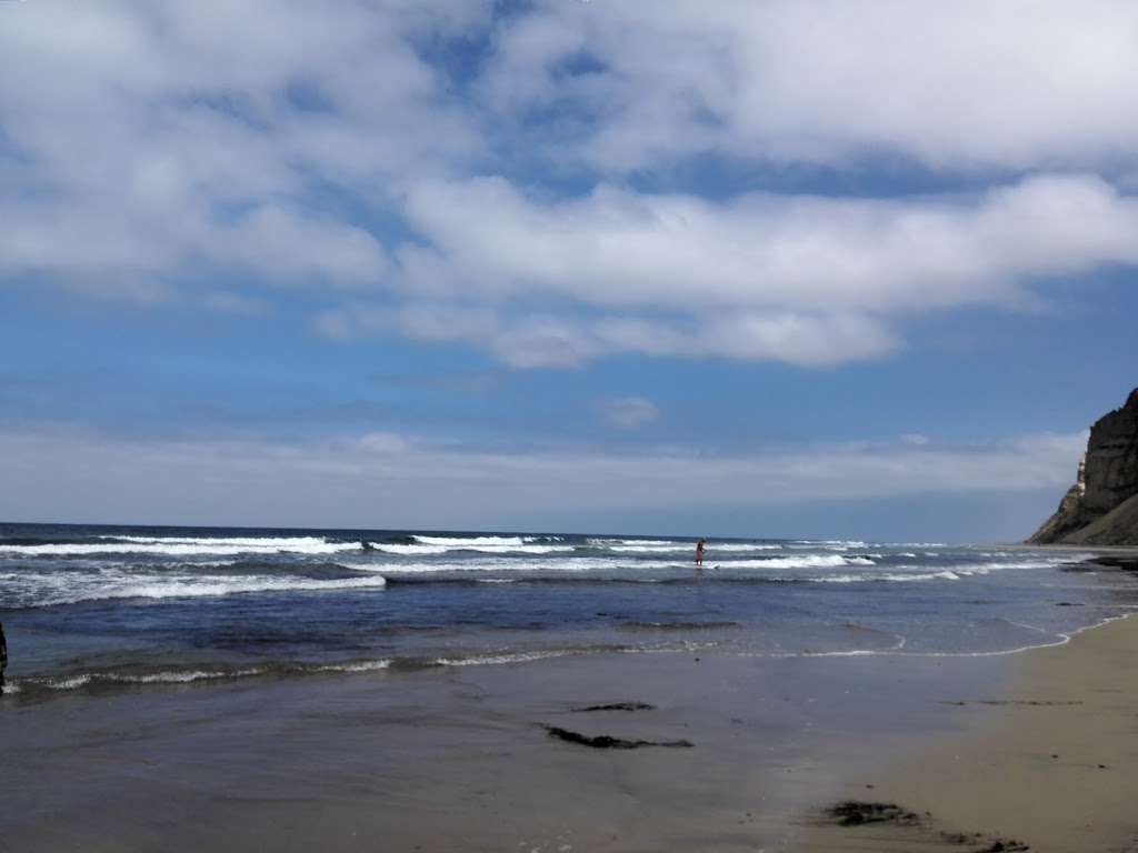 Blacks Beach Trailhead | 9601 La Jolla Farms Rd, La Jolla, CA 92037, USA