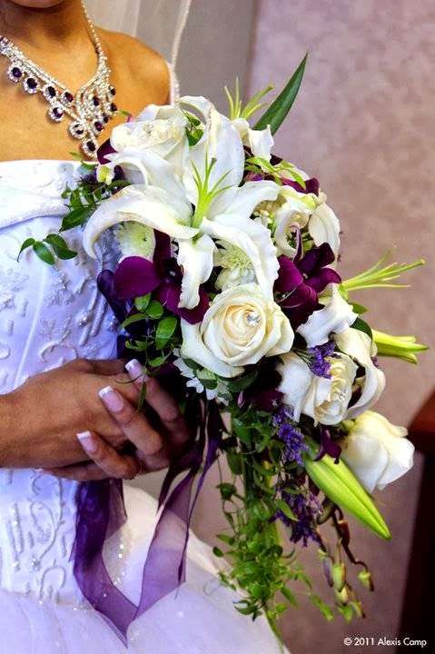 Flowers By Cathy Oquendo | 2430 Millegar Ln, Vista, CA 92084, USA | Phone: (760) 599-9898