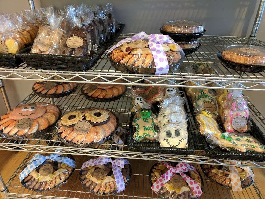 Whites Bakery | 98 Derby St, Hingham, MA 02043 | Phone: (781) 740-0300