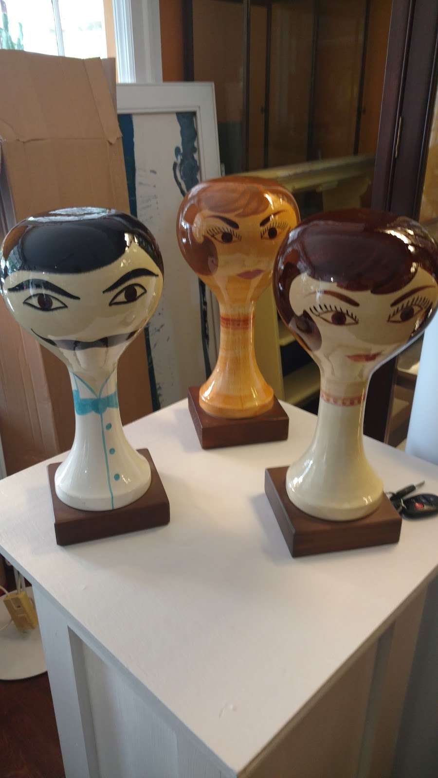 Thomas K. Libby Antiques & Ceramics | Cannondale Village, 26 Cannon Rd., Wilton, CT 06897, USA | Phone: (203) 247-6164